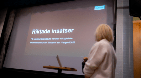 Skolverket är på plats berättar om riktade insatser.